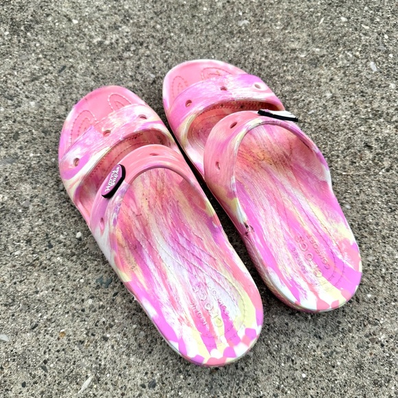 CROCS Shoes - Women’s (Sz 10) Classic Marbled Crocs Sandals, Pale Orange Combo 207701 H Styles